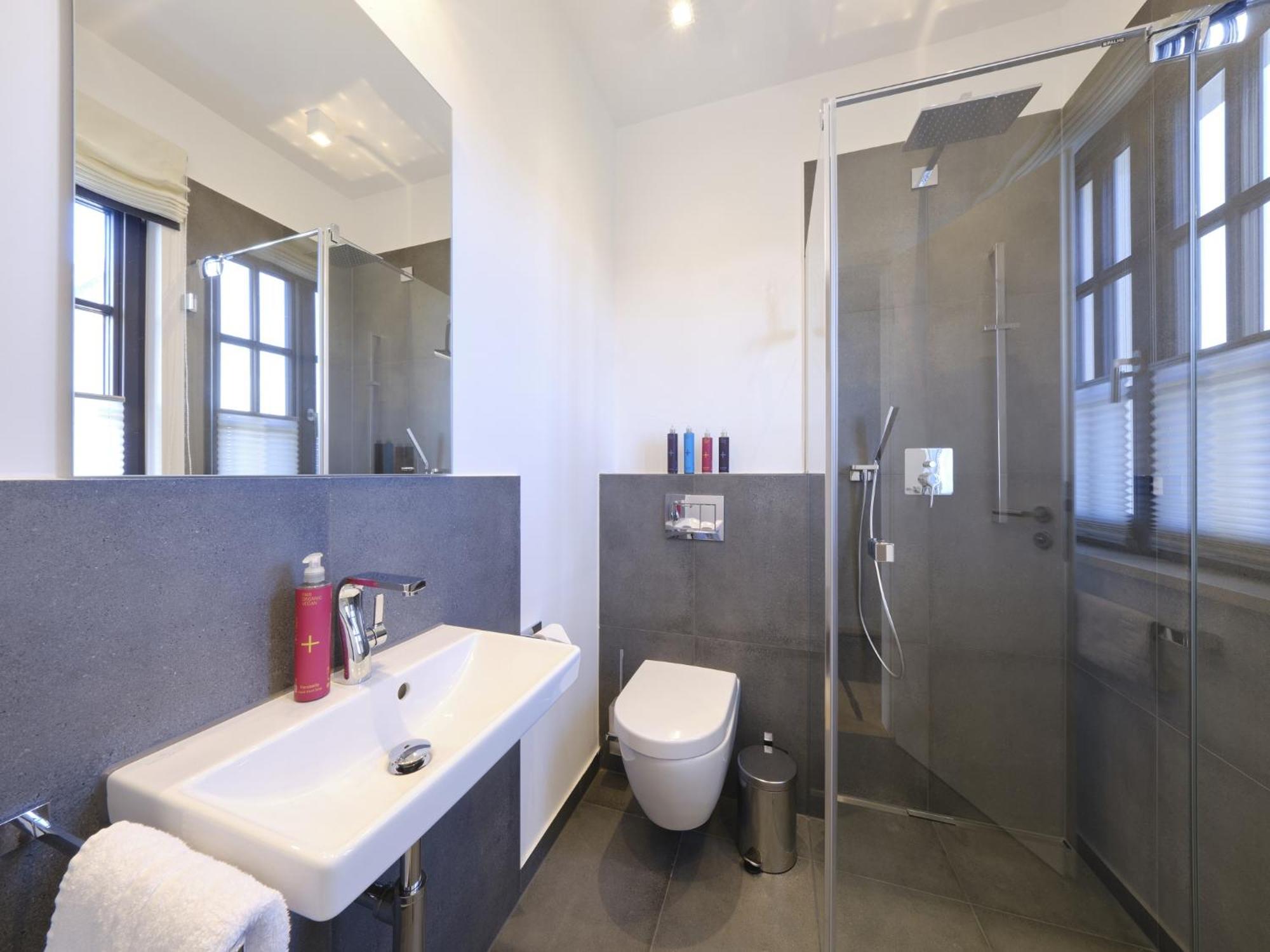 Reetland Am Meer - Luxusplus Reetdachvilla Mit 4 Schlafzimmern, Aussensauna, Loungebereich Und Kamin G07 德兰斯克 外观 照片