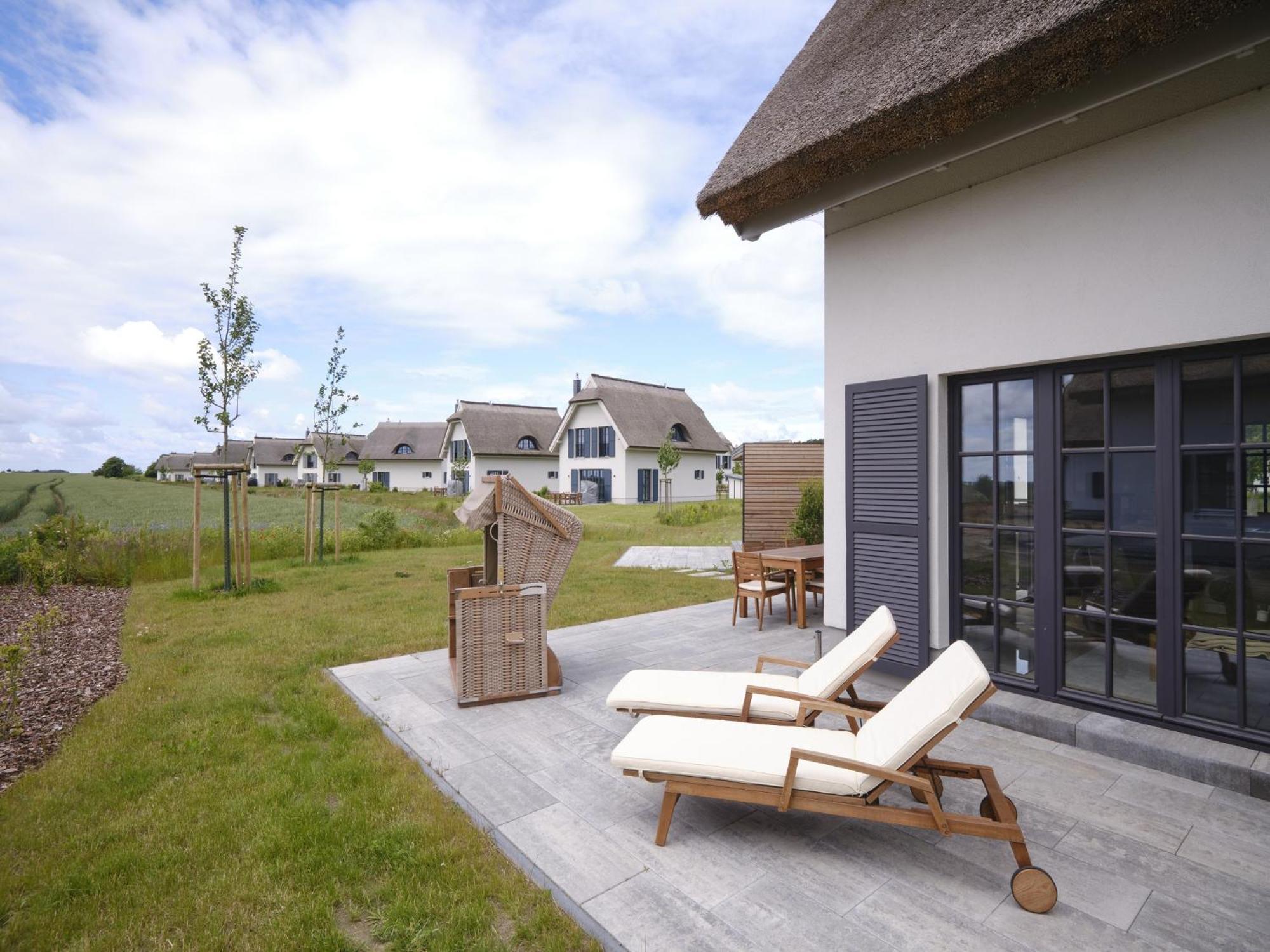 Reetland Am Meer - Luxusplus Reetdachvilla Mit 4 Schlafzimmern, Aussensauna, Loungebereich Und Kamin G07 德兰斯克 外观 照片